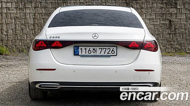 Mercedes-Benz E-Class E200 Avantgarde