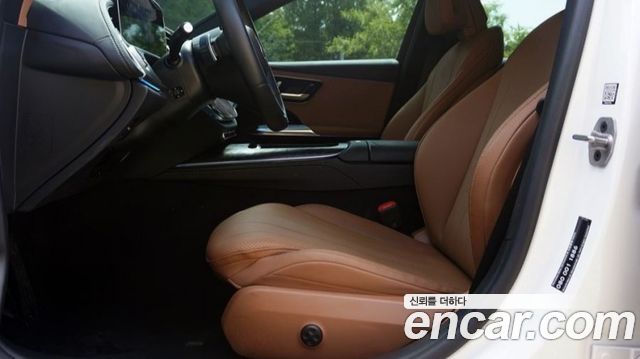 Mercedes-Benz E-Class E200 Avantgarde