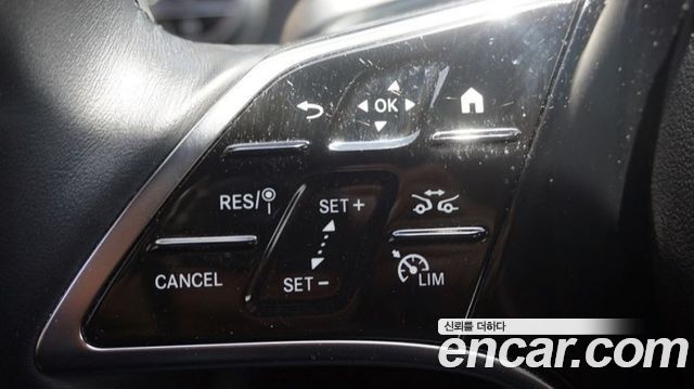 Mercedes-Benz E-Class E200 Avantgarde
