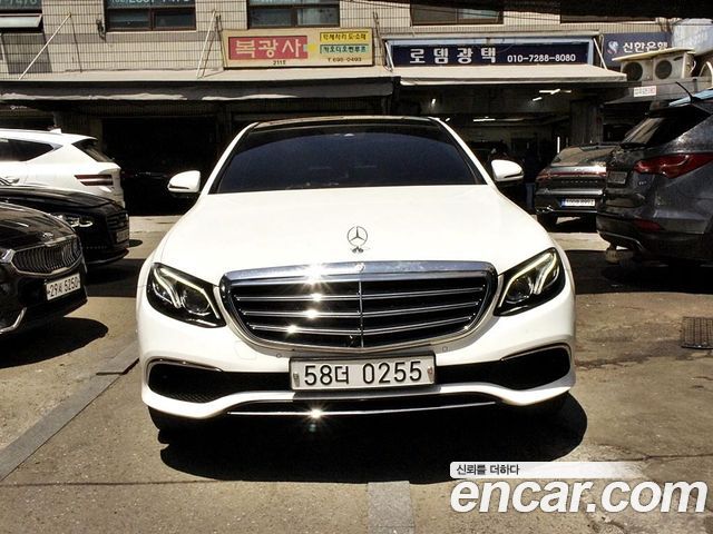 Mercedes-Benz E-Class E300 4MATIC Exclusive