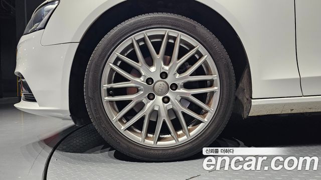 Audi A4 30 TDI Dynamic