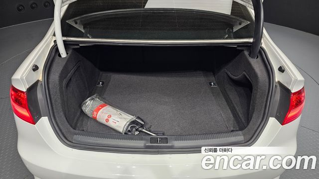 Audi A4 30 TDI Dynamic