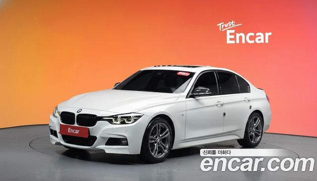 BMW 3-Series 320i M Sport Shadow