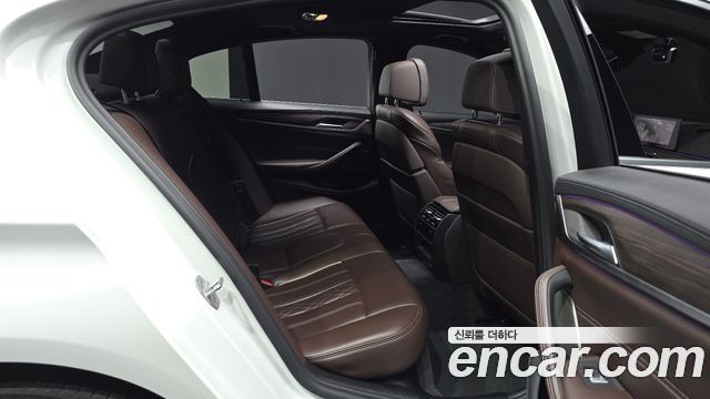 BMW 5-Series 520i M Sport