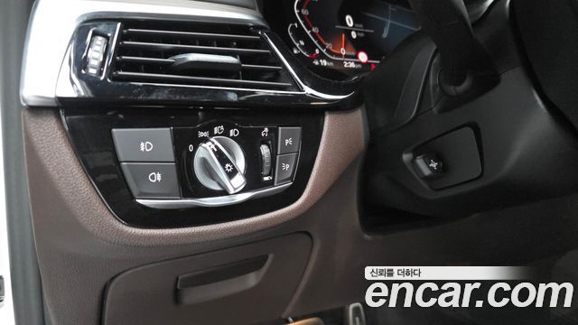 BMW 5-Series 520i M Sport
