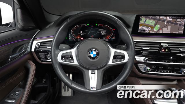 BMW 5-Series 520i M Sport