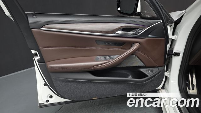 BMW 5-Series 520i M Sport