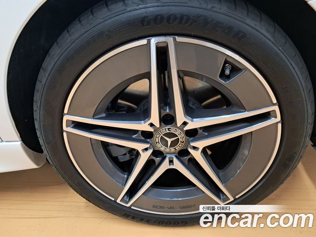 Mercedes-Benz C-Class C200 AMG Line
