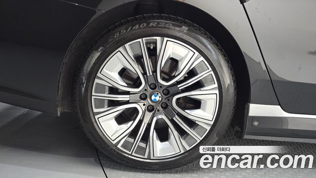 BMW i7 xDrive 60 Design Pure Excellence