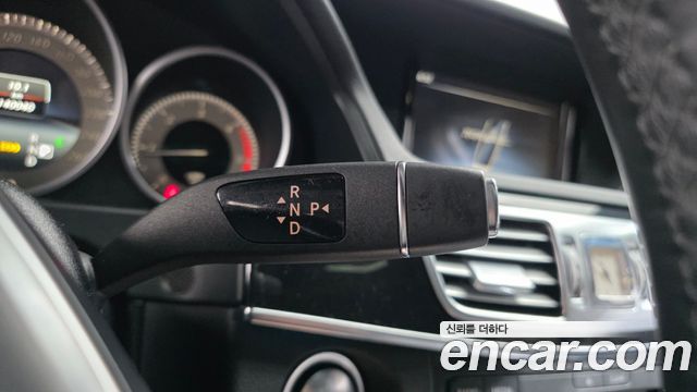 Mercedes-Benz E-Class E220 Bluetec Avantgarde