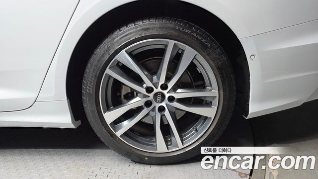 Audi A6 45 TFSI Premium