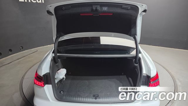 Audi A6 45 TFSI Premium
