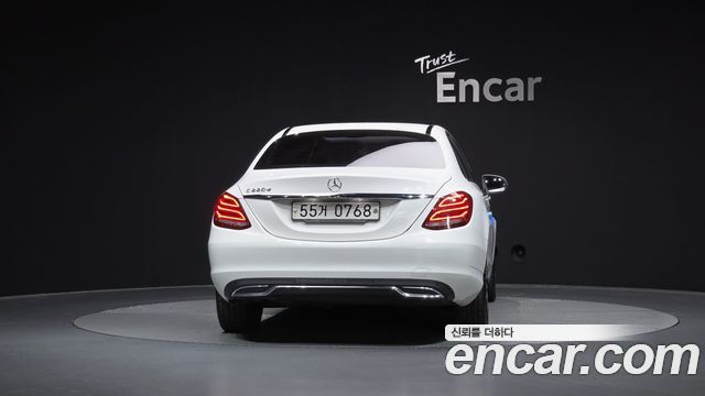 Mercedes-Benz C-Class C220 d Avantgarde
