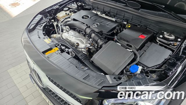 Mercedes-Benz GLB-Class GLB250 4MATIC