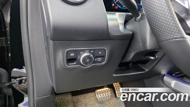 Mercedes-Benz GLB-Class GLB250 4MATIC