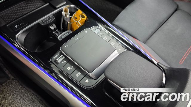 Mercedes-Benz GLB-Class GLB250 4MATIC