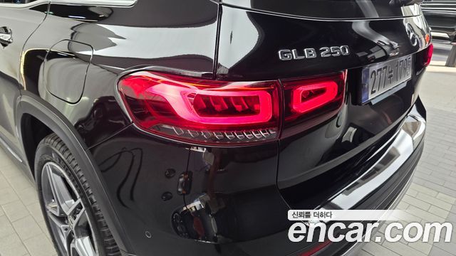 Mercedes-Benz GLB-Class GLB250 4MATIC