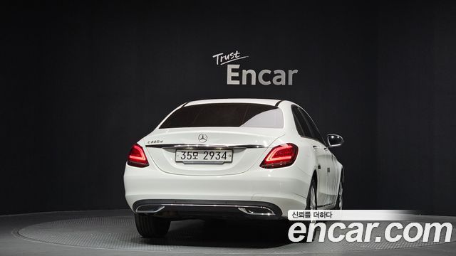 Mercedes-Benz C-Class C220 d Avantgarde
