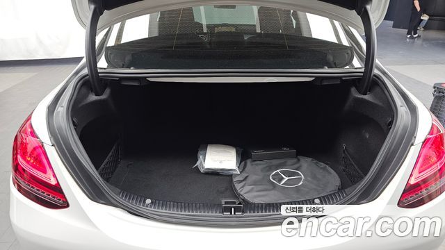 Mercedes-Benz C-Class C220 d Avantgarde