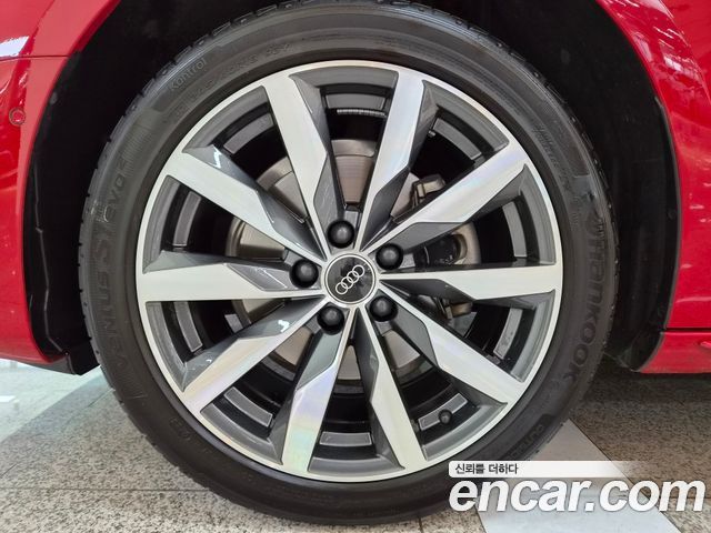 Audi A4 40 TFSI Premium