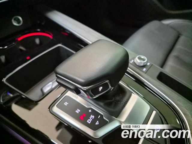 Audi A4 40 TFSI Premium