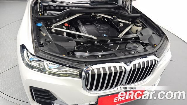 BMW X7 xDrive 40i Design Pure Excellence 6-Seater