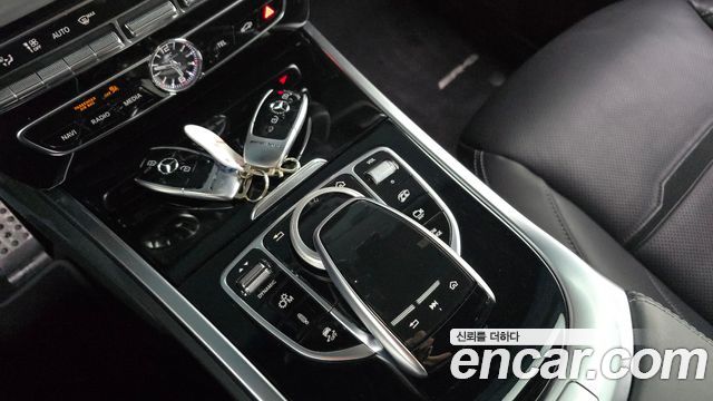 Mercedes-Benz G-Class AMG G63