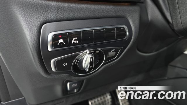 Mercedes-Benz G-Class AMG G63