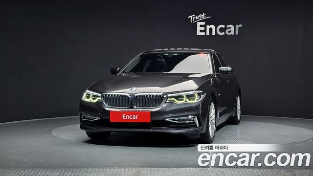 BMW 5-Series 520d xDrive Luxury Plus