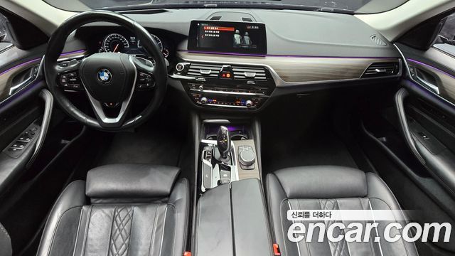 BMW 5-Series 520d xDrive Luxury Plus
