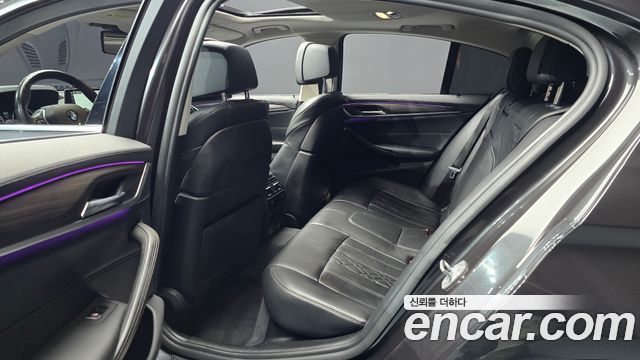 BMW 5-Series 520d xDrive Luxury Plus
