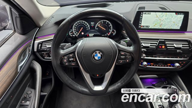 BMW 5-Series 520d xDrive Luxury Plus