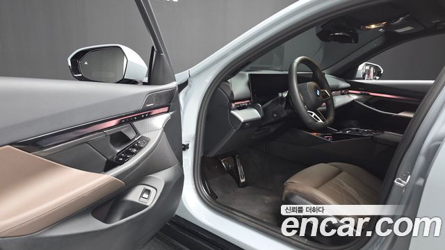 BMW 5-Series 520i M Sport