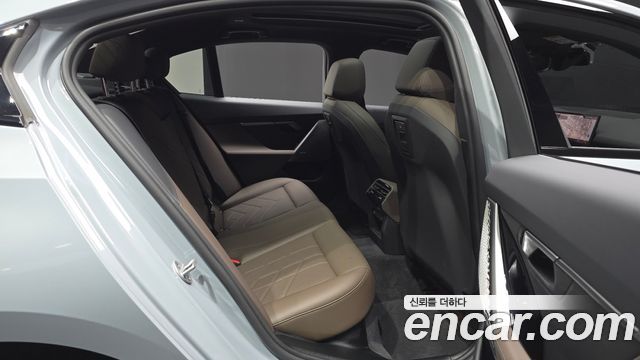 BMW 5-Series 520i M Sport