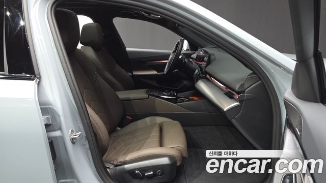 BMW 5-Series 520i M Sport