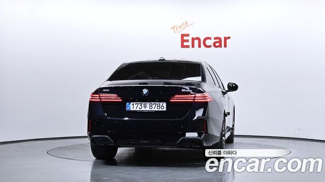 BMW 5-Series 530i xDrive M Sport