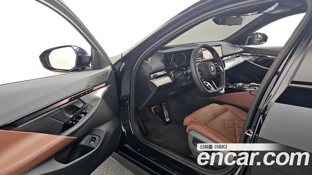 BMW 5-Series 530i xDrive M Sport