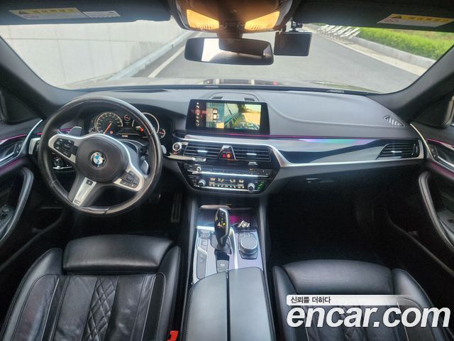 BMW 5-Series 530i M Sport Package Plus
