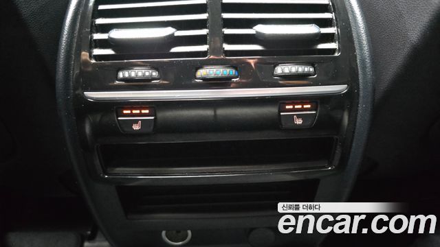 BMW 5-Series 520i Luxury