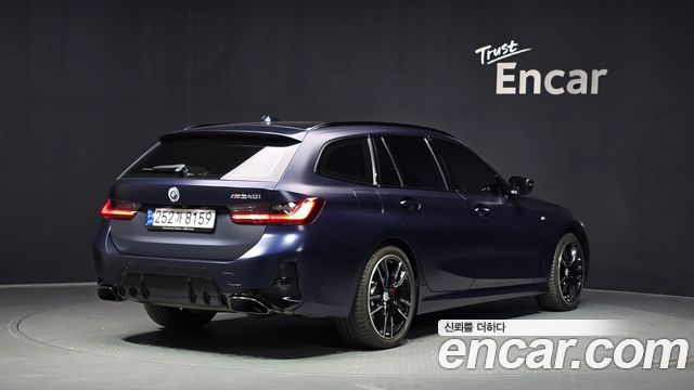 BMW 3-Series M340i xDrive Touring Pro FIrst Edition
