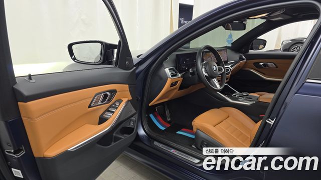 BMW 3-Series M340i xDrive Touring Pro FIrst Edition
