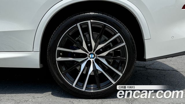 BMW X5 xDrive 40i M sports Onlie Exclusive Edition