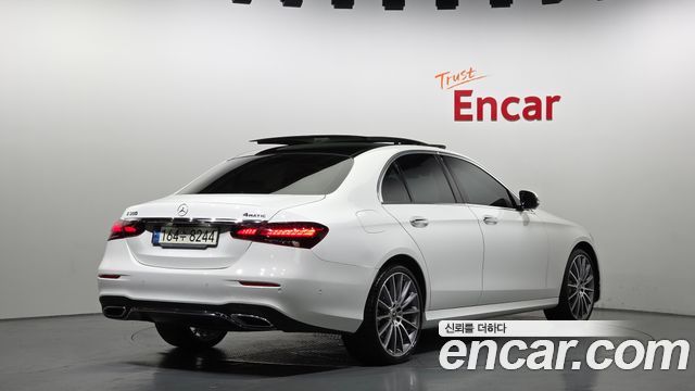 Mercedes-Benz E-Class E350 4MATIC AMG Line