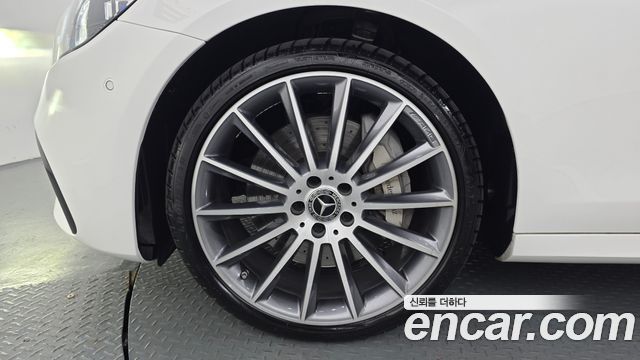 Mercedes-Benz E-Class E350 4MATIC AMG Line