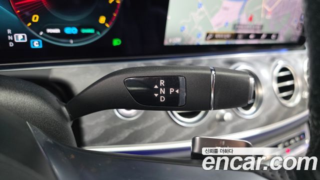 Mercedes-Benz E-Class E350 4MATIC AMG Line