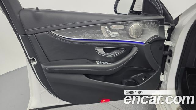 Mercedes-Benz E-Class E350 4MATIC AMG Line