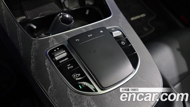 Mercedes-Benz E-Class E350 4MATIC AMG Line
