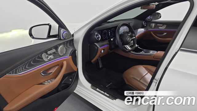 Mercedes-Benz E-Class E350 4MATIC AMG Line
