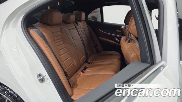 Mercedes-Benz E-Class E350 4MATIC AMG Line