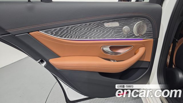 Mercedes-Benz E-Class E350 4MATIC AMG Line